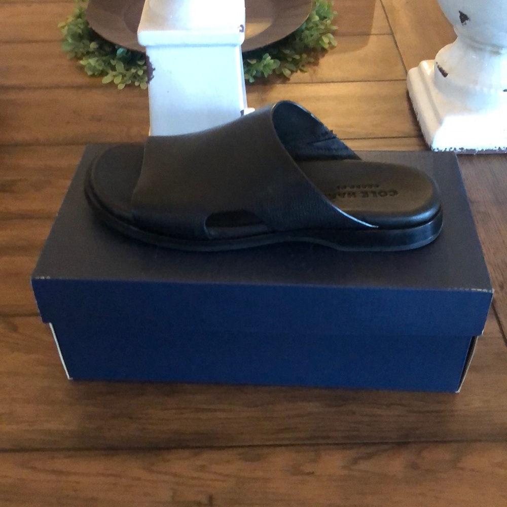 Cole Haan Slides Black. Never worn - new in box